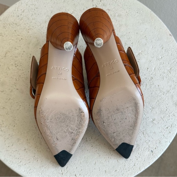 The Attico Tan Croc-Embossed Mules - Picture 4 of 6